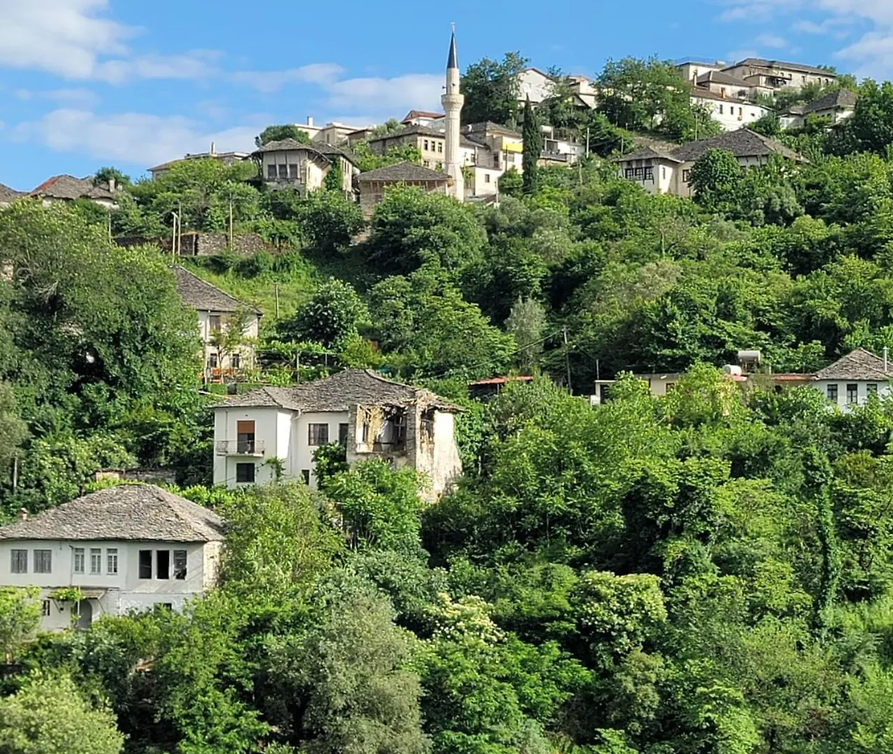 Jona Guest House Gjirokastër