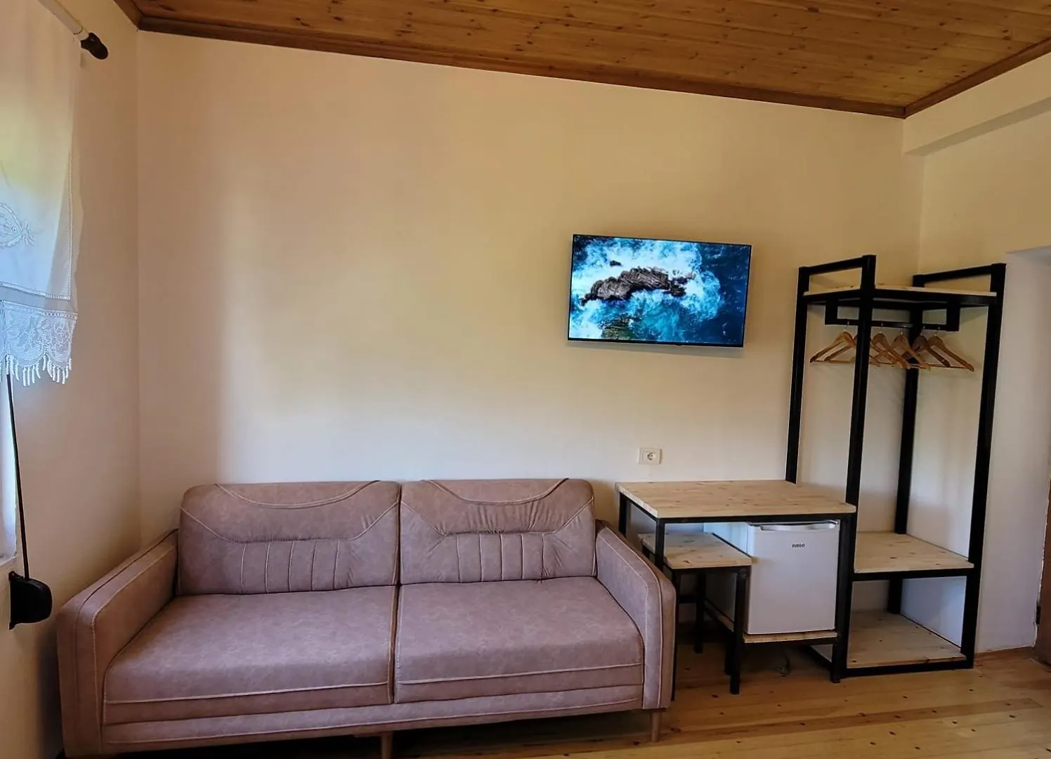 Jona Guest House Gjirokaster