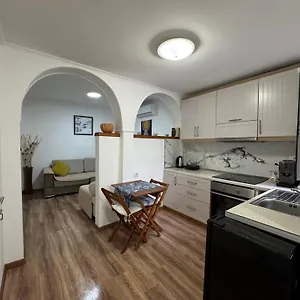 Appartement Double17, Gjirokastër